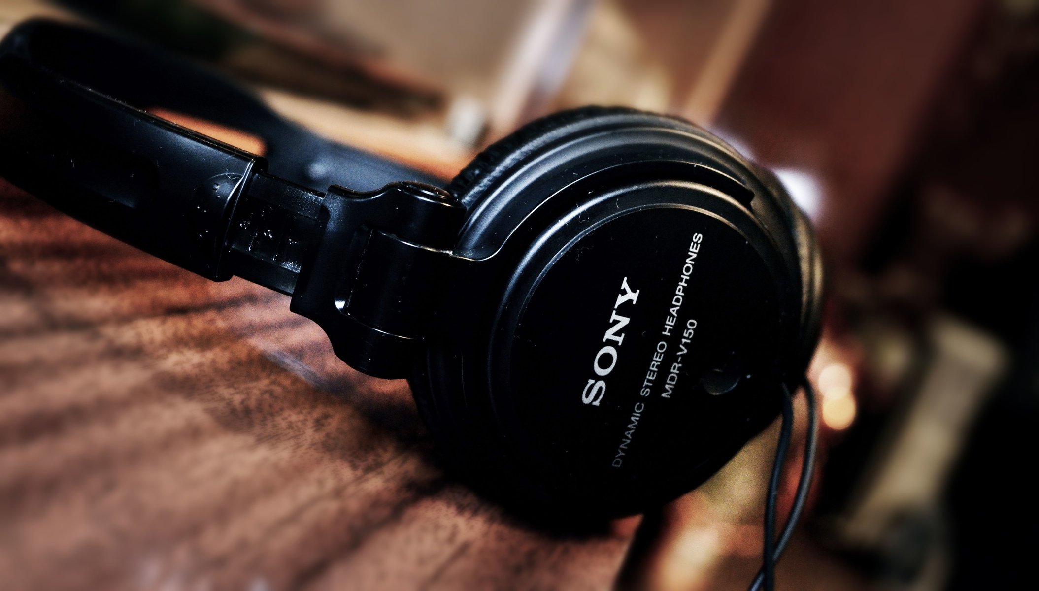 High-quality and best headphones from sony