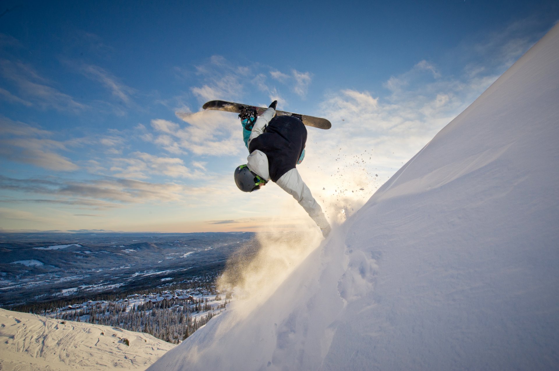 snowboarding snowboarder athlete snow mountain descent feint height