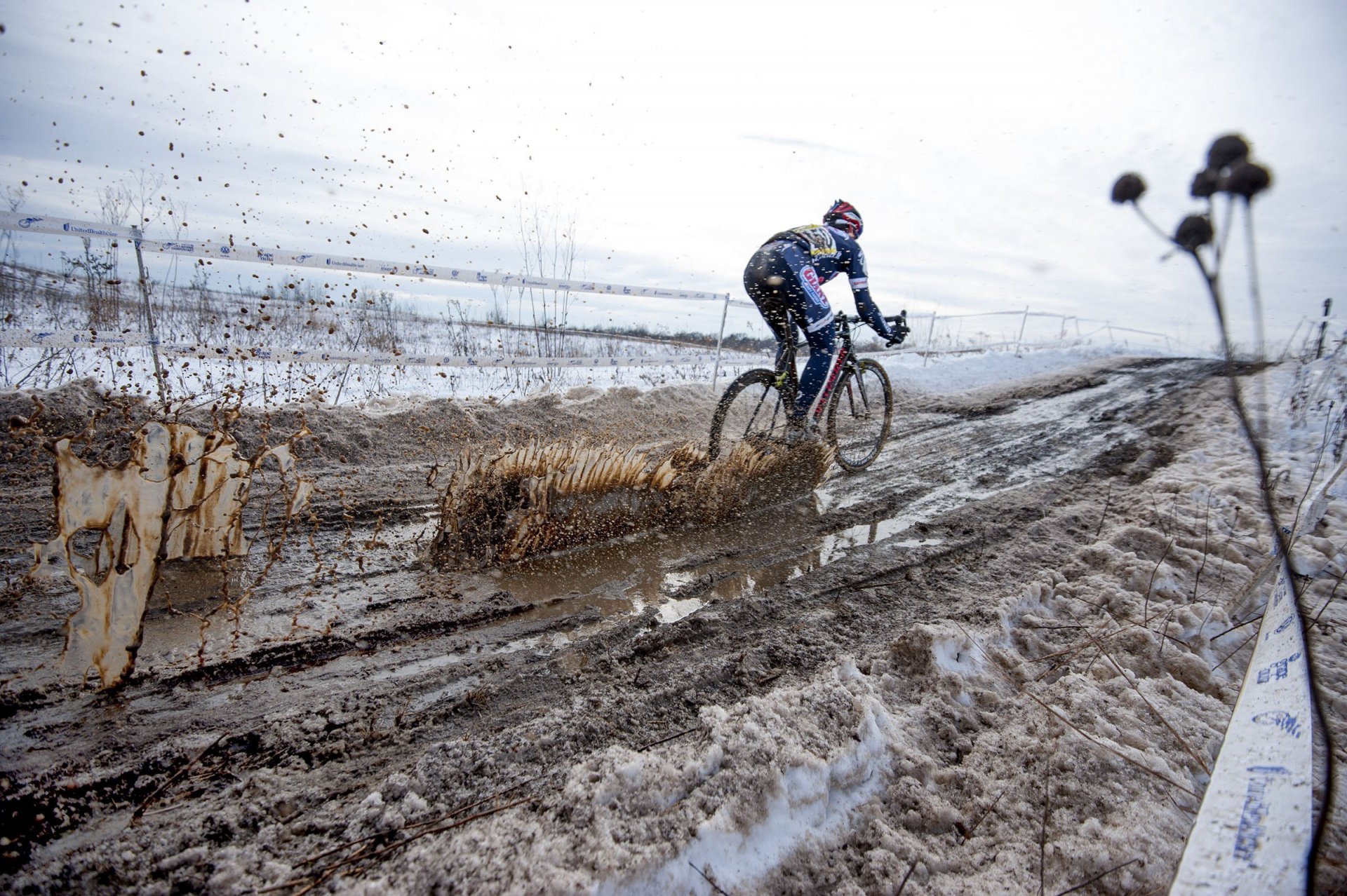 bike sport bicycles cyclocross men sports cross-country winter snow race road mood