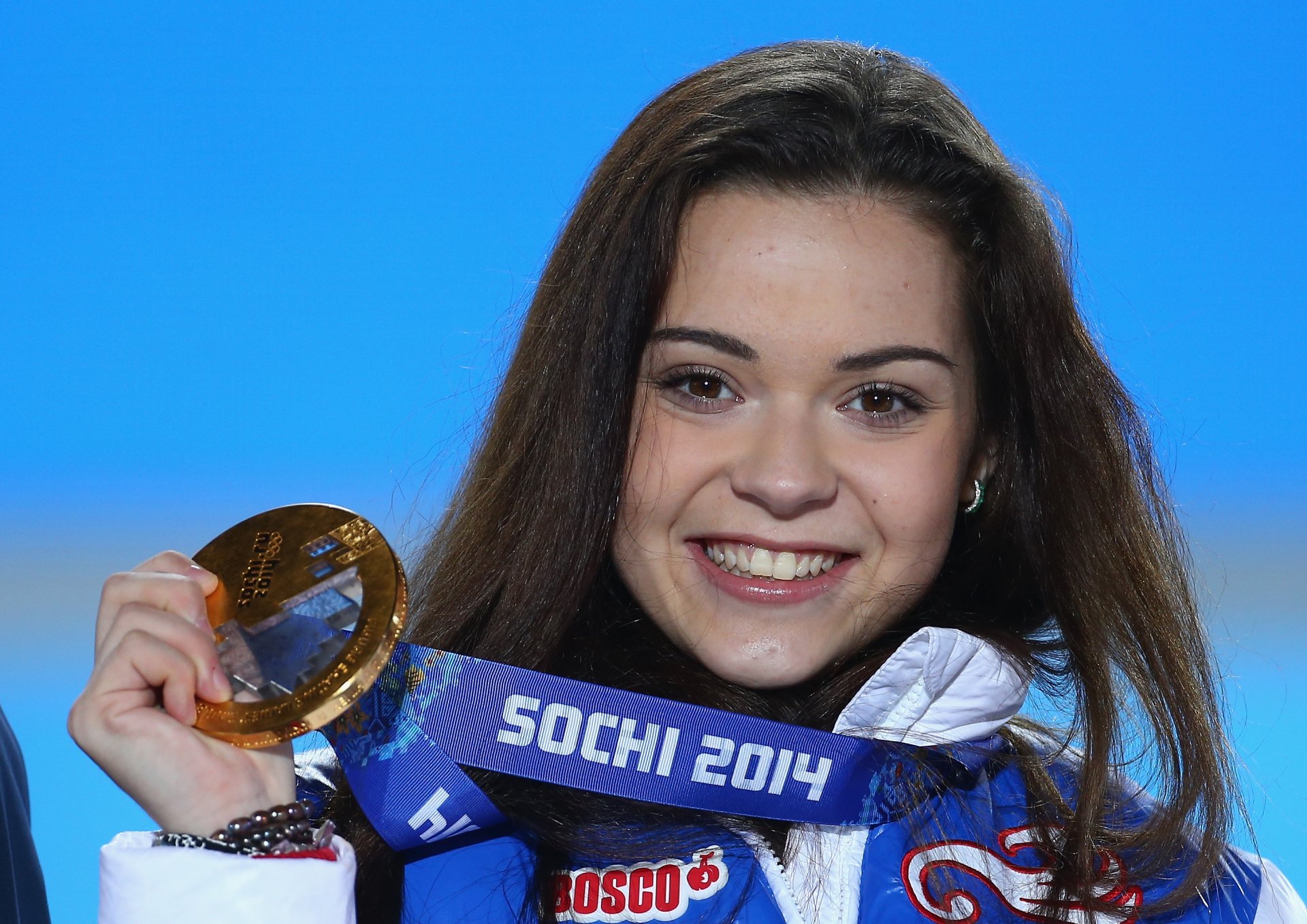 adelina sotnikova figure skating skater sochi 2014 sochi 2014 olympic winter games olympic champion medal gold smile xxii olympic winter games russia