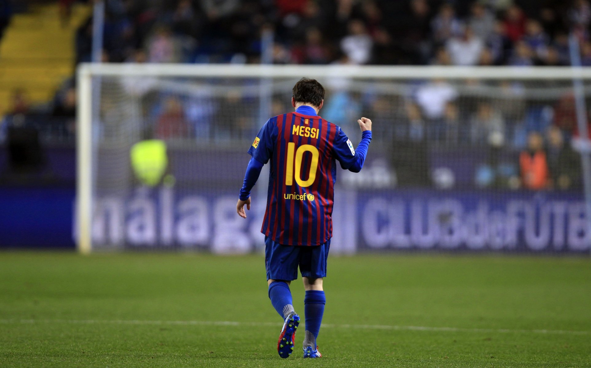 lionel messi leo messi fc barcelona bars argentine club nike sports football
