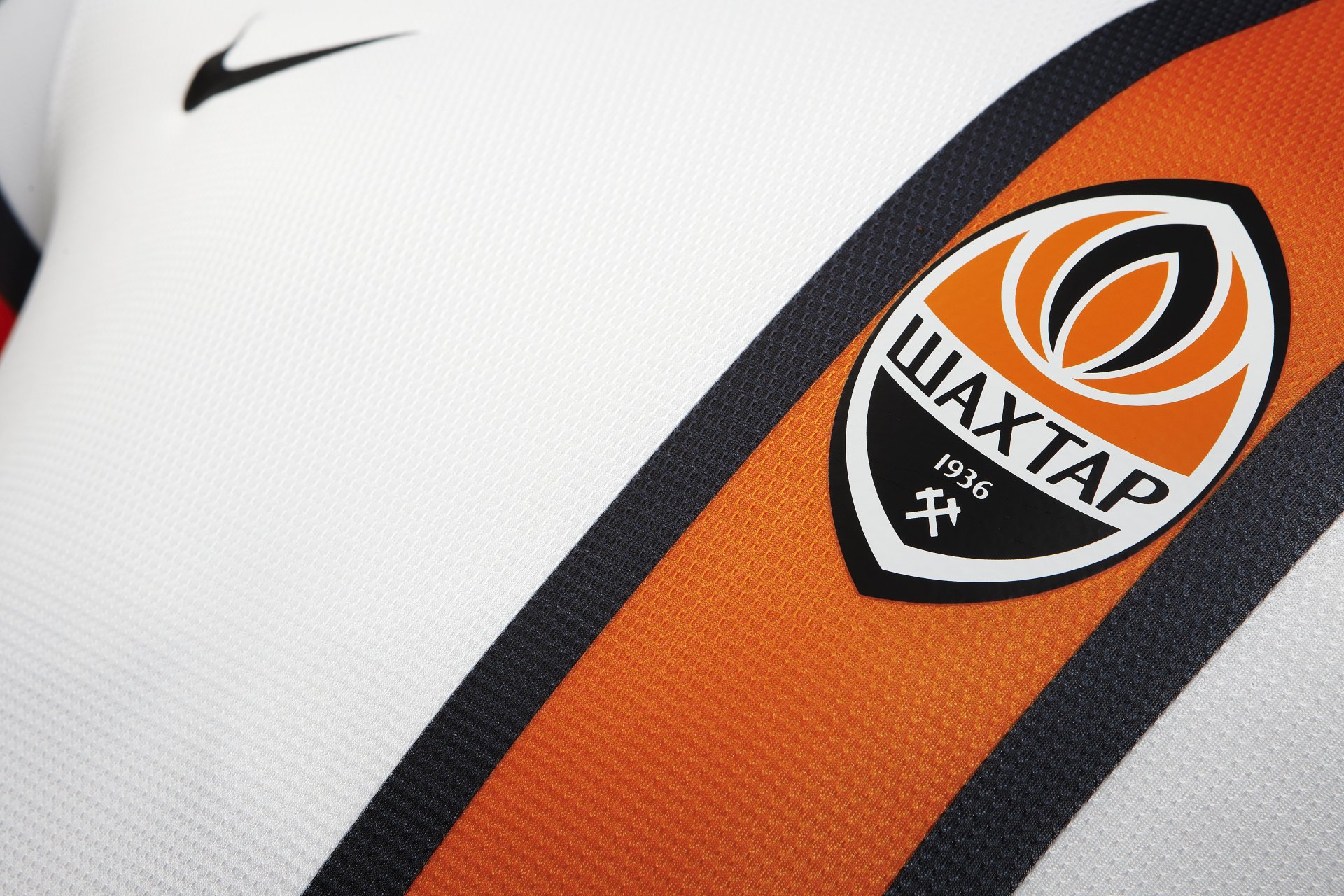miner shakhtar football club donetsk ukraine form sports football nike