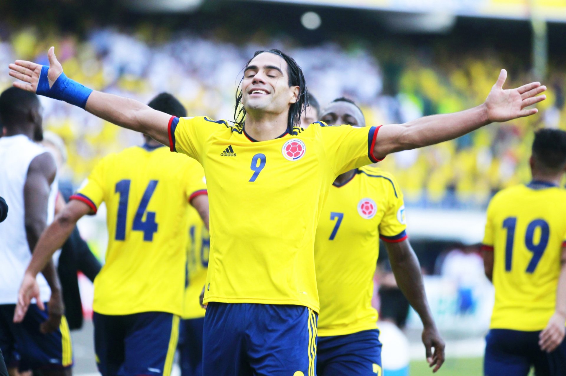 radamel falcao garcia colombia paraguay fifa world cup 2014 football glory goal fifa world cup qualification double happiness