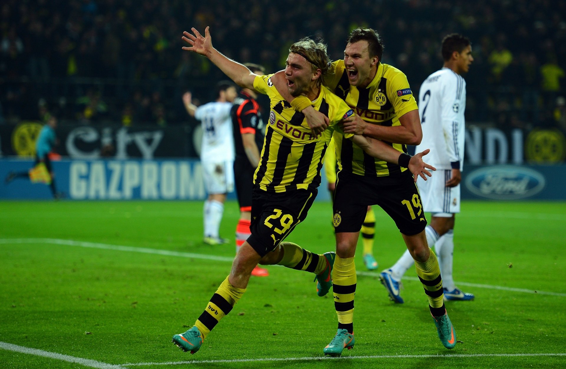 marcel schmelzer schmelzer kevin grosskreutz form borussia dortmund germany champions league 2012-13 celebrations goal real madrid player football