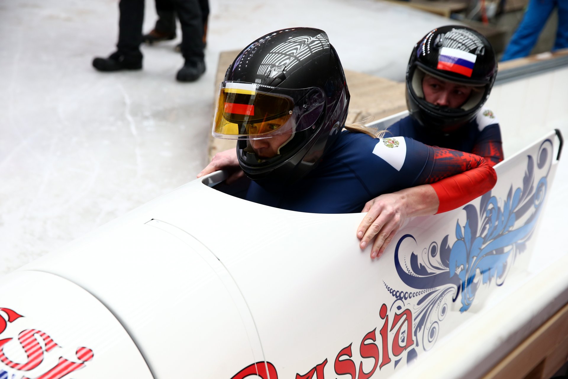 bobsleigh olga stulneva lyudmila udobkina sochi 2014 sochi 2014 olympic winter games xxii olympic winter games russia helmet bean