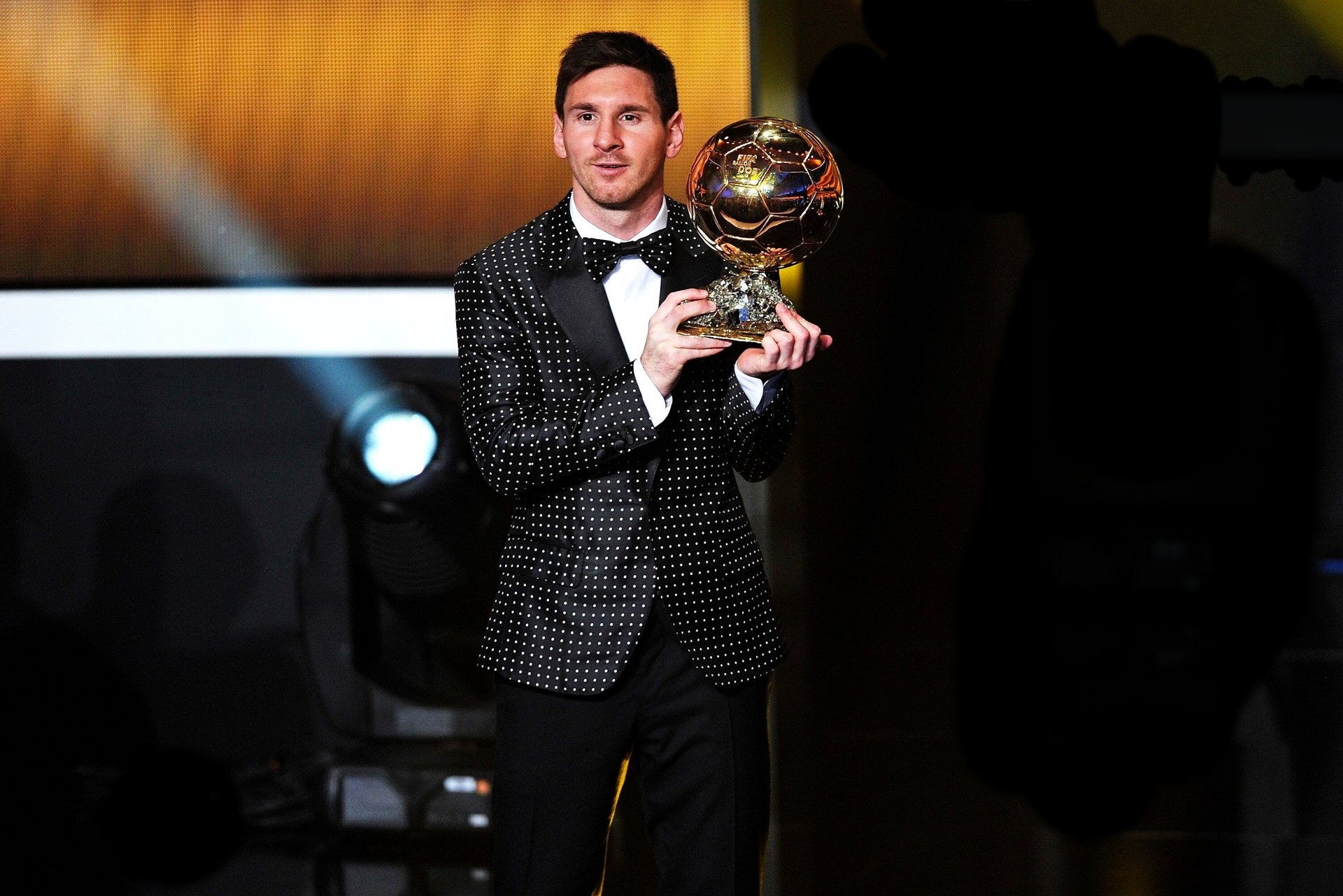 lionel messi leo ballon d'or 2012 awards football star fc barcelona sports