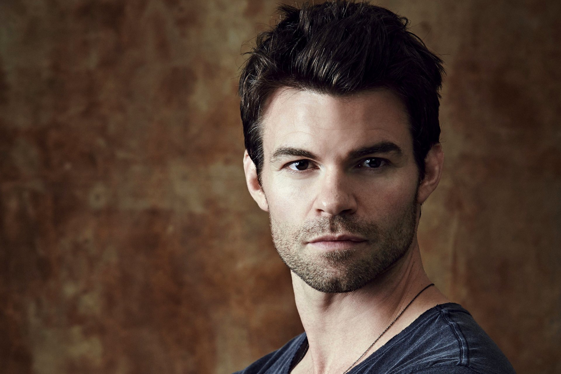daniel gillies men black face actor tv series the originals ancient first-born elijah