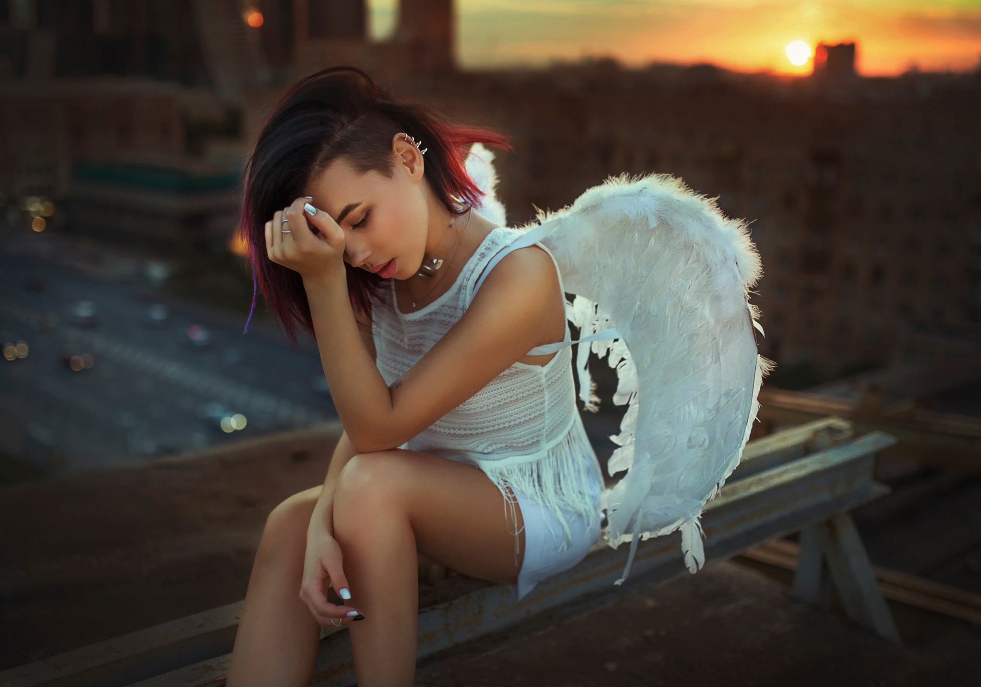 town moscow girl angel alia lando wings roof sunset