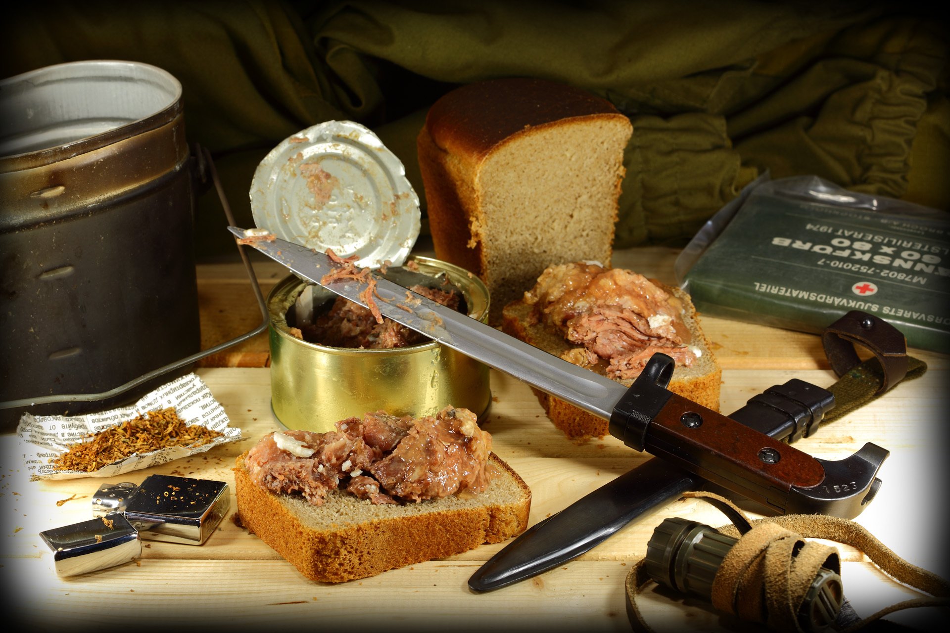 bayonet sheath light stew loaf tobacco lighter pot