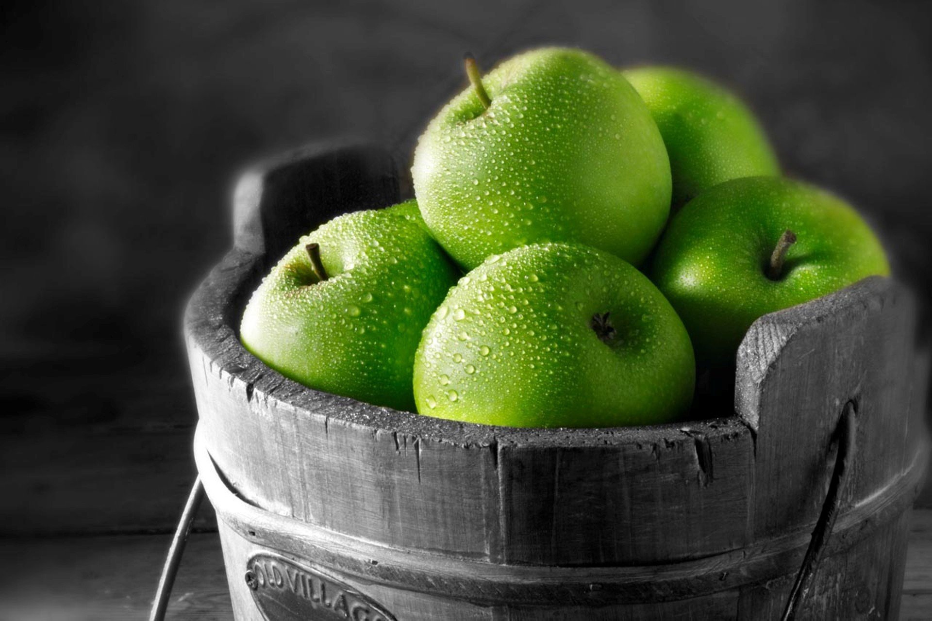 photo close up images green apples drops fruits vitamins