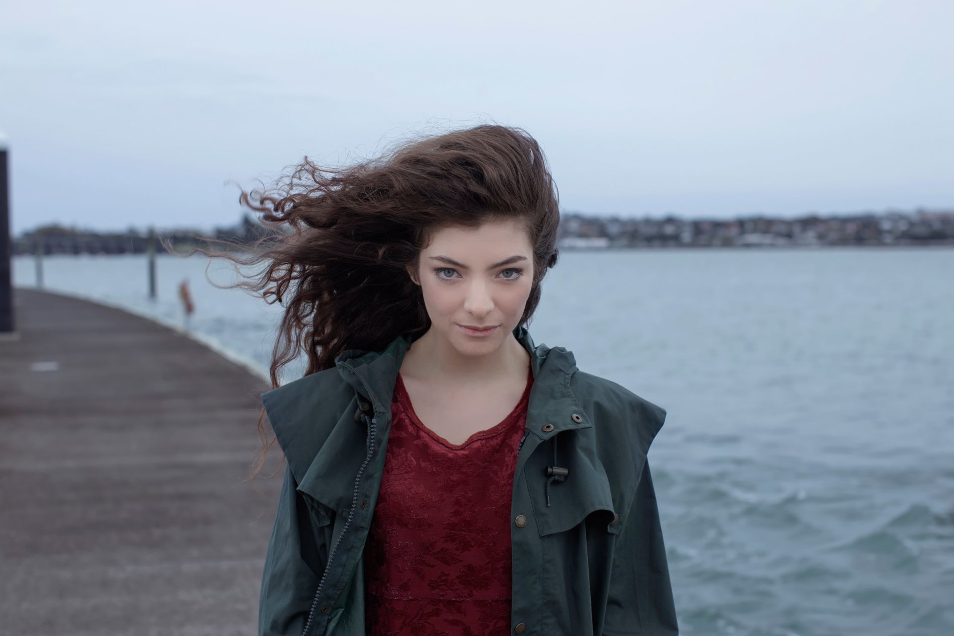 lorde lord new zealand singer songwriter ella maria lani yelich-o'connor royals pop art indie pop electronics