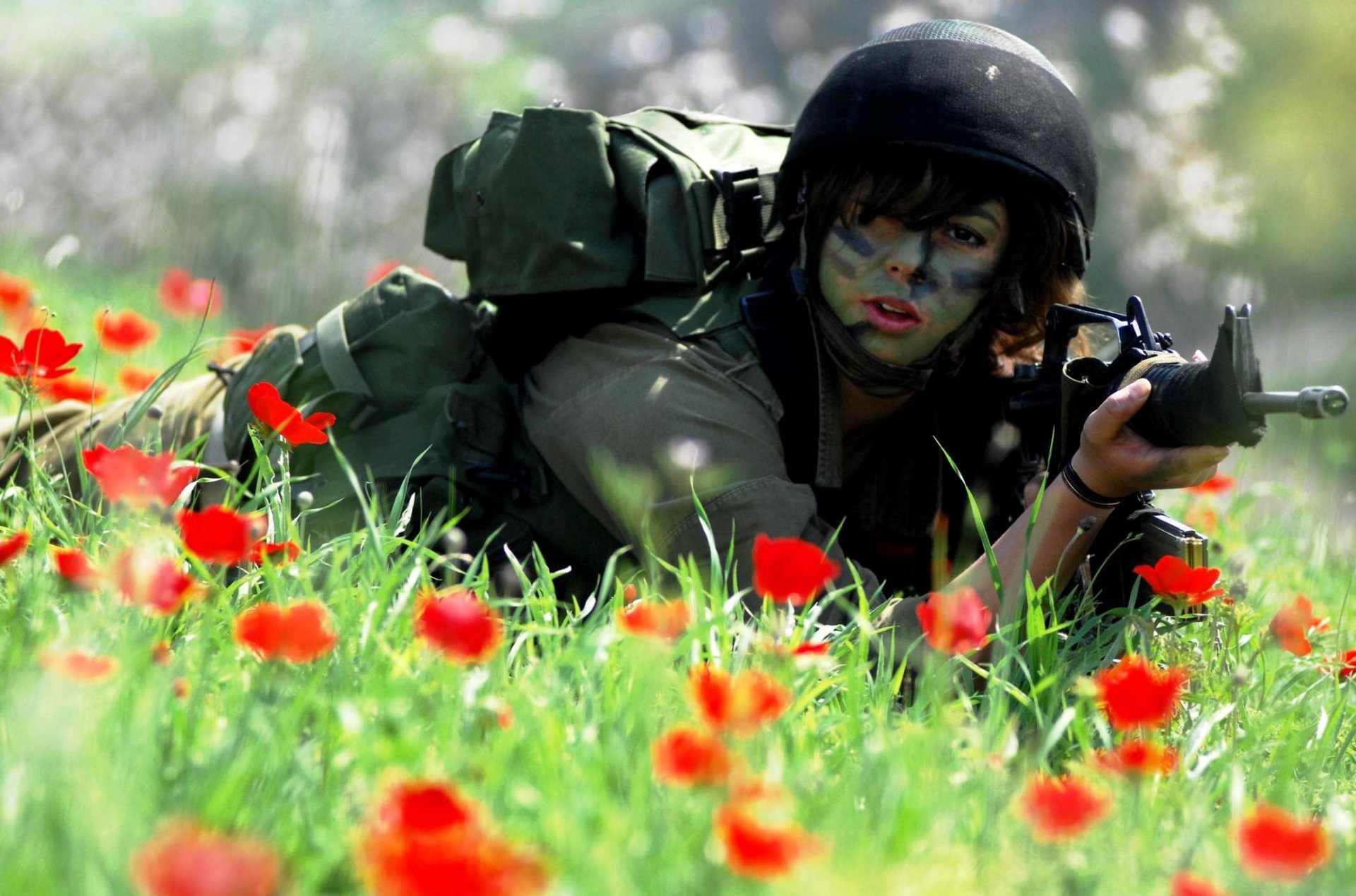 idf israel zahal common tsahal girl men soldier grass flower red poppies carabiner form uniforms m4a1