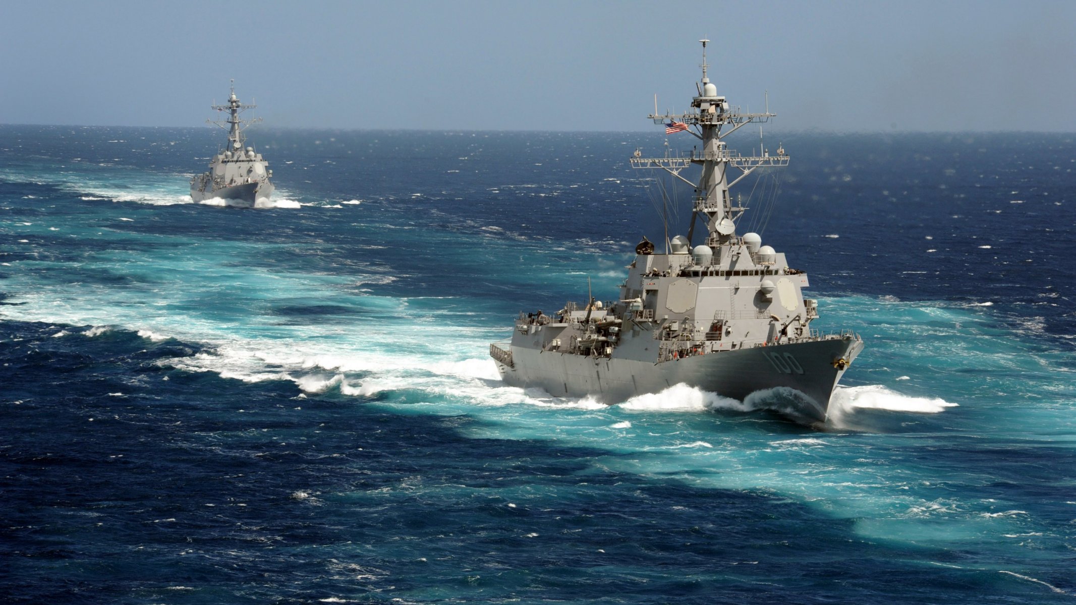 weapon ships the pair uss kidd ddg-100 destroyer sea horizon patrol camping