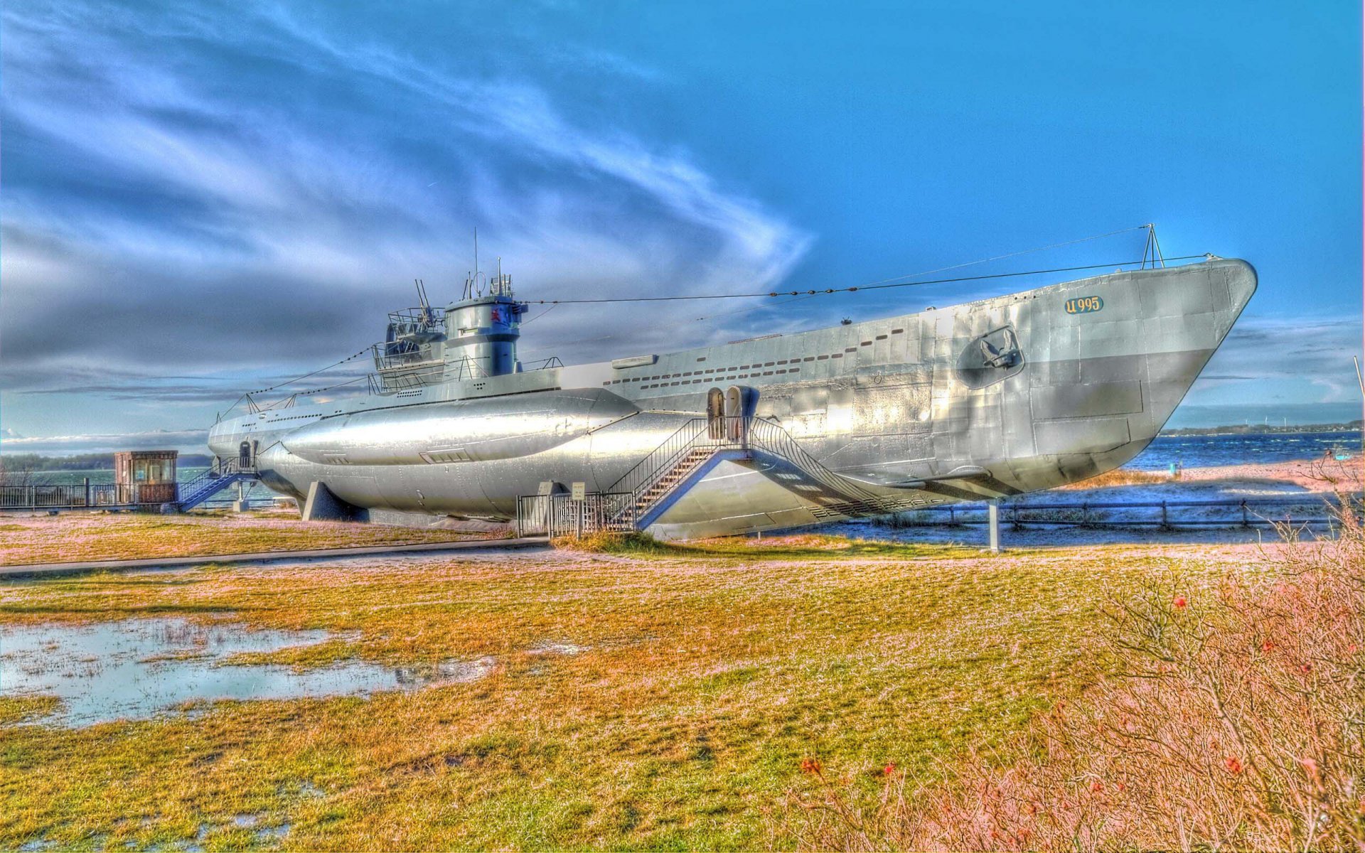 navy submarine underwater boat u-995 museum ship average german type is set to beach close to lab germany hdr.
