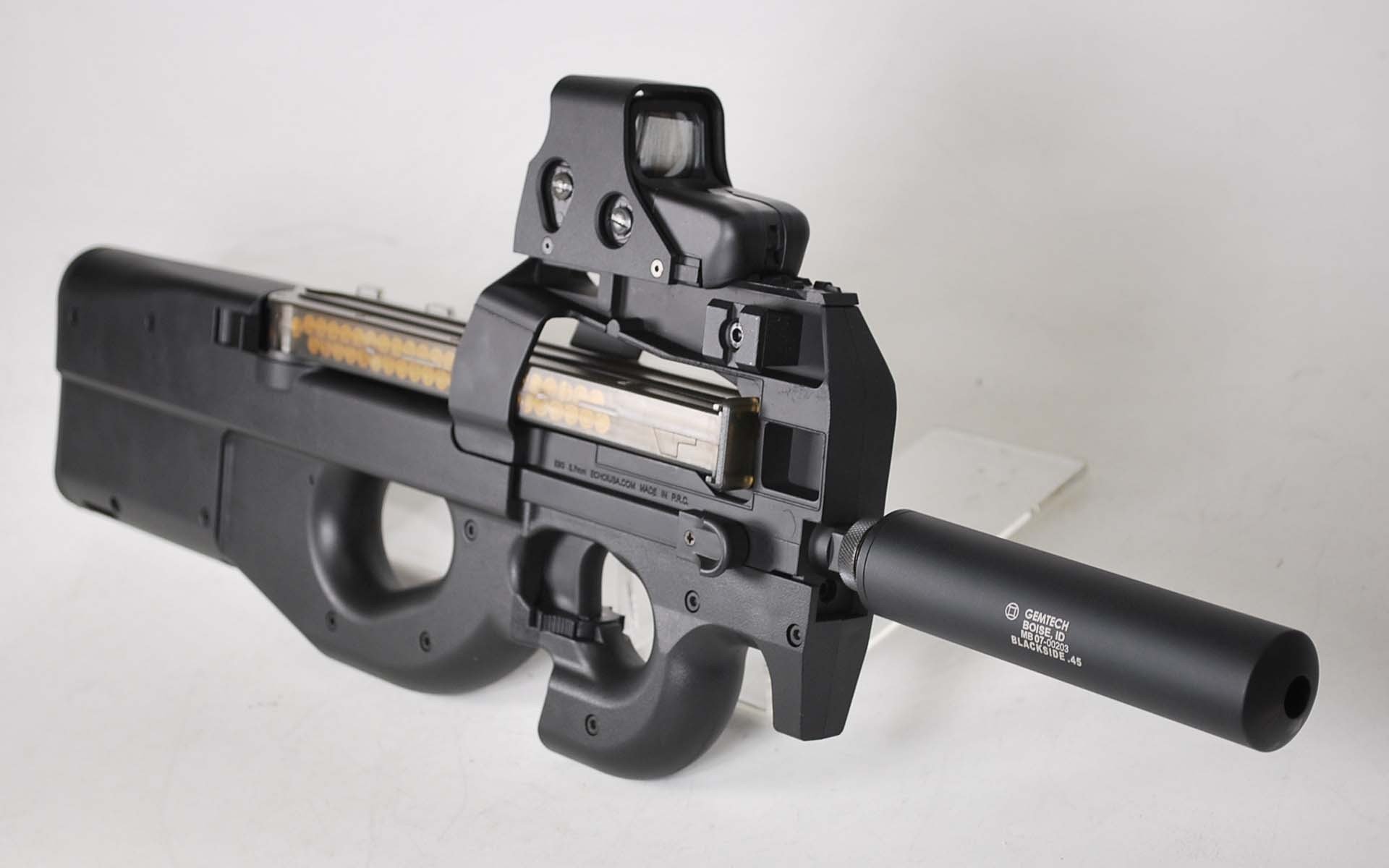 fn p90 belgium gun gun the personal weapon of self-defense developed by 1986-1987g . it was developed by in the first all to tankers and drivers fighting vehicles is a box shop cartridges of the bulle