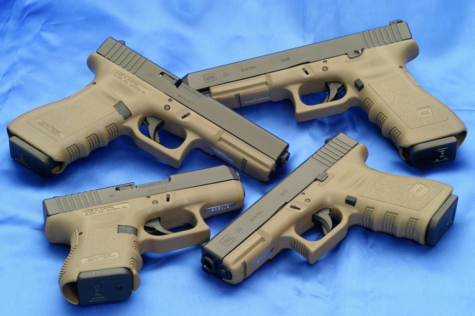 hd glock 17 glock 19 glock 26 glock 34 guns wallpapers austria glock weapon trunks gun firearms wallpaper