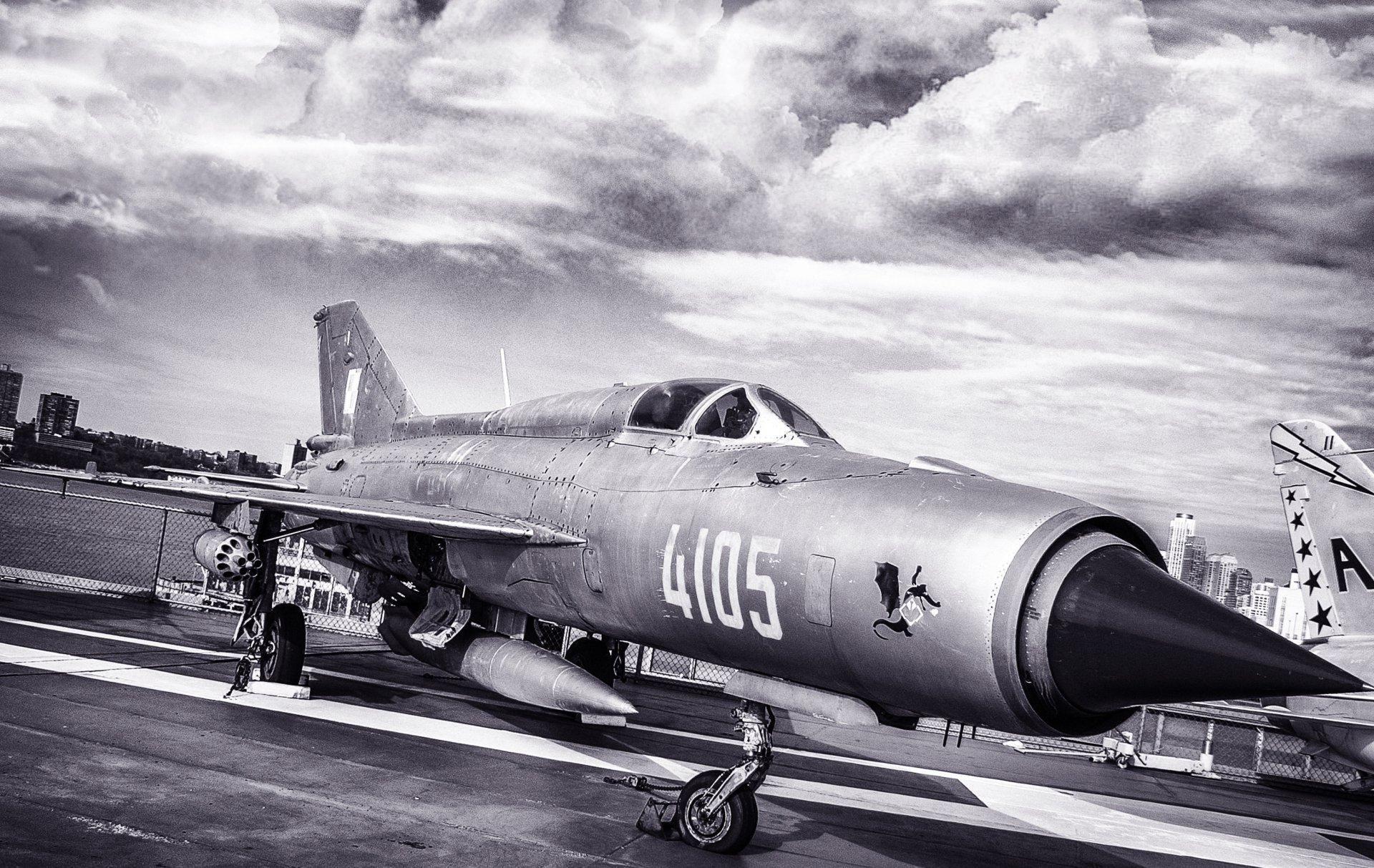 mig- 21 fishbed multi-role fighter mikoyan gurevich supersonic aviation bow ships town wings plane h b sky