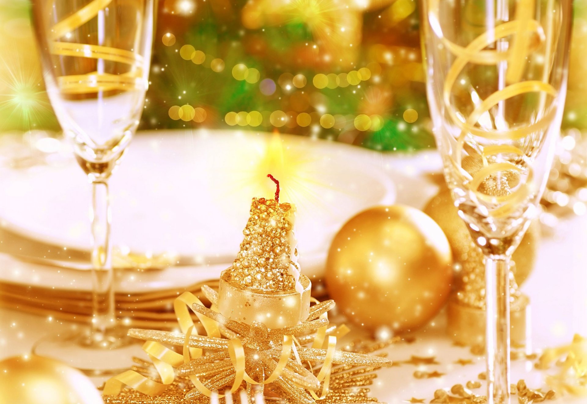 holiday new year christmas chrismas glass christmas decoration dish feast bokeh blur sequins background wallpaper widescreen full screen hd wallpapers