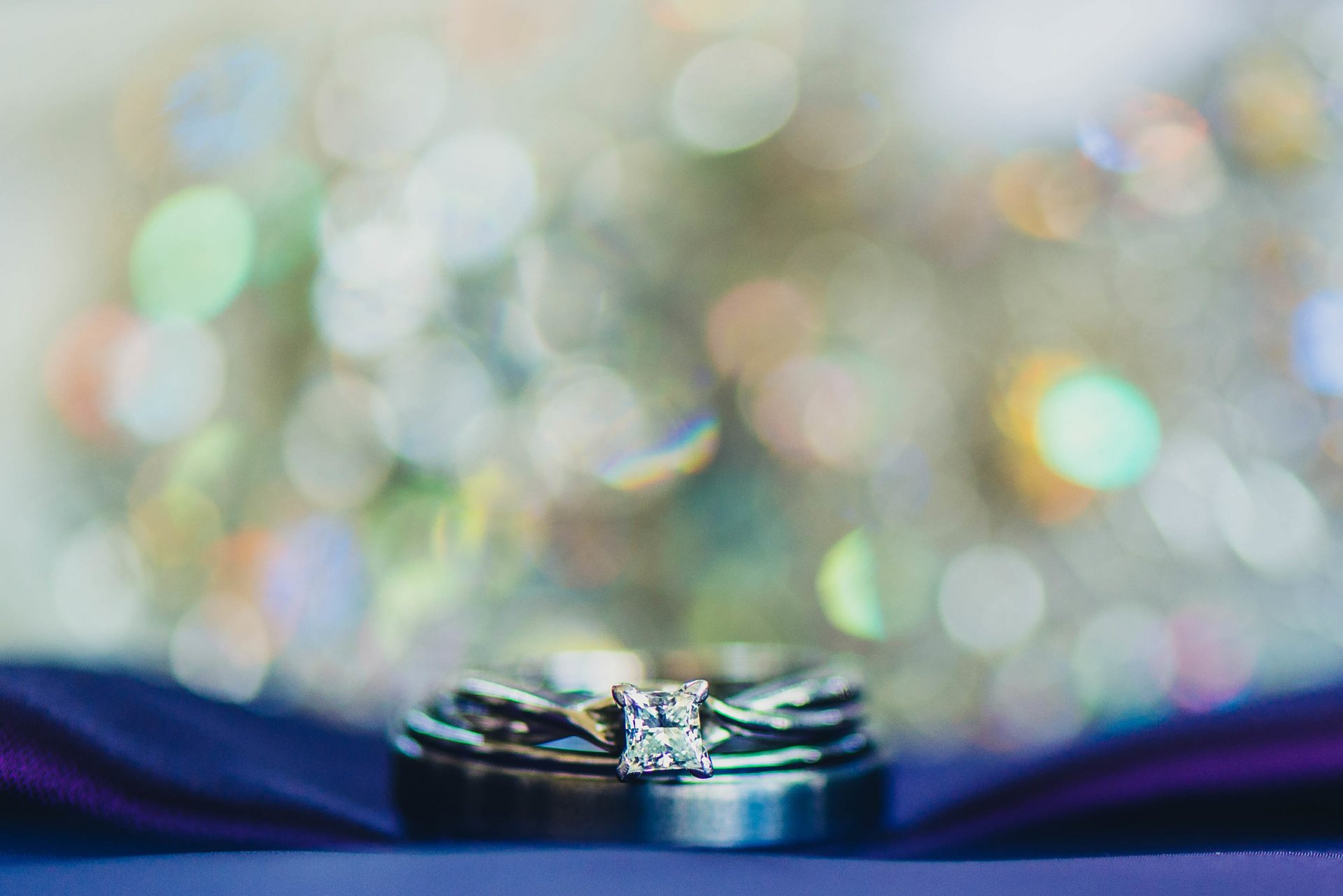ring stone bokeh