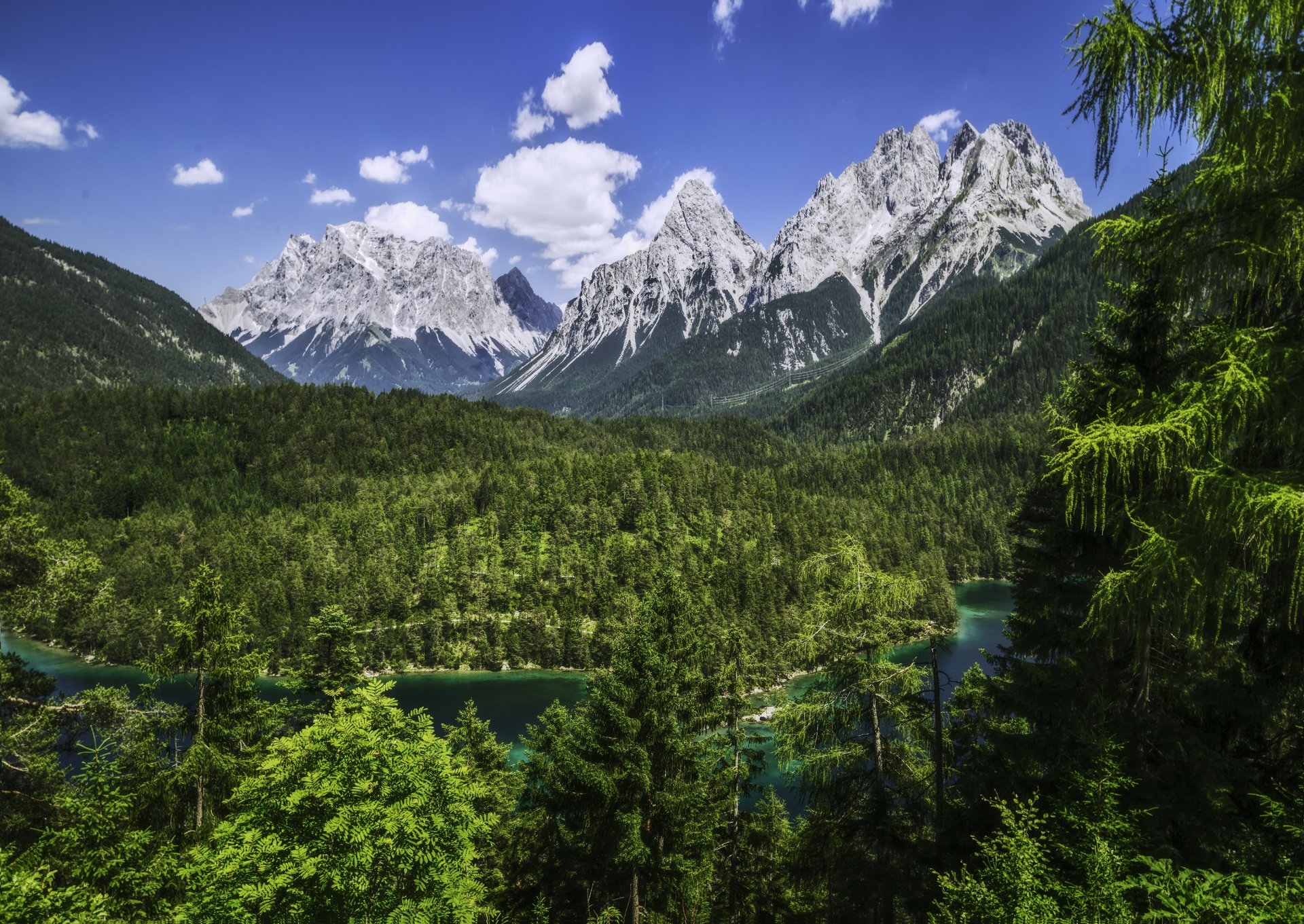 zugspitze wetterstein mountains alps bavaria germany range wetterstein bayern munich mountain forest river panorama