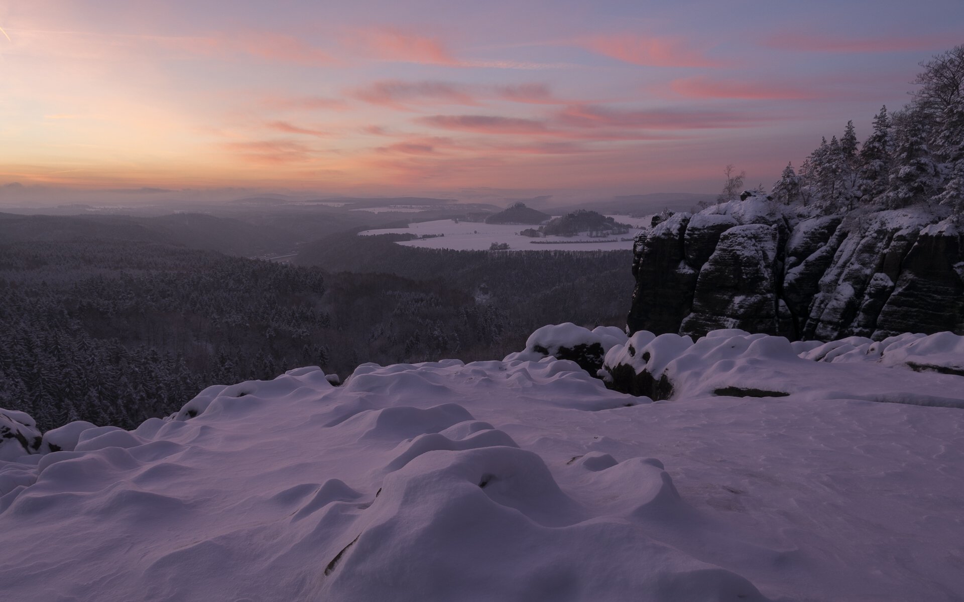 breite kluft saxony germany elbe sandstone mountains saxon switzerland mountain winter snow panorama